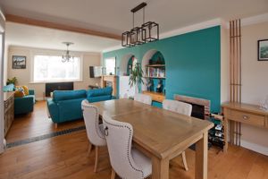 Sitting / Dining Room- click for photo gallery